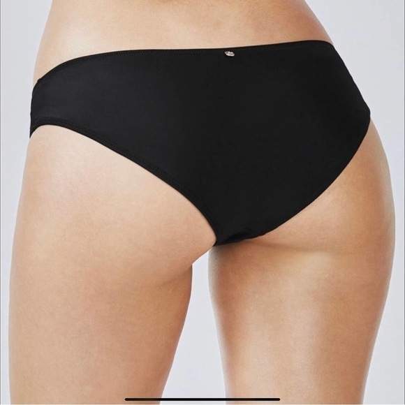 NWT Fabletics Olivia Reversible Bikini Swim Bottoms Monarch Print Sz S Swimwear - Picture 10 of 16